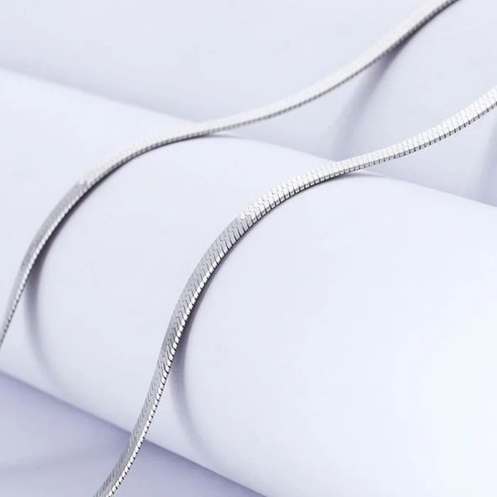 Minimalist Silver 4mm Flat Chain Herringbone Necklace - Picture 3 of 7